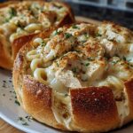 Chicken Alfredo Garlic Bread Bowls