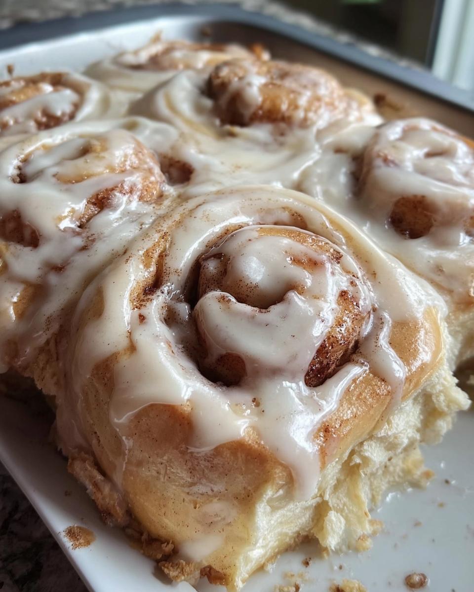 Cream Cheese Cinnamon Rolls - detail 2