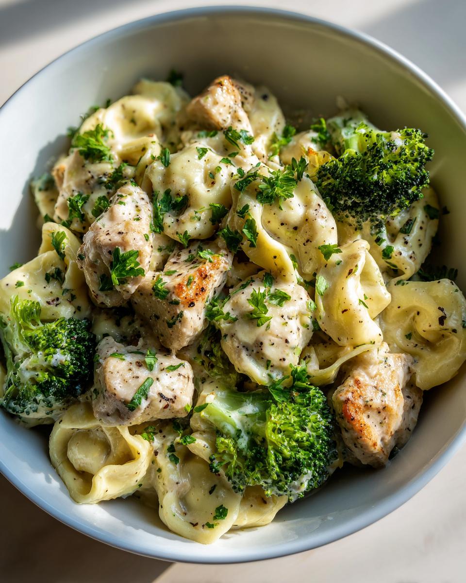 Garlic Parmesan Chicken Tortellini - detail 3