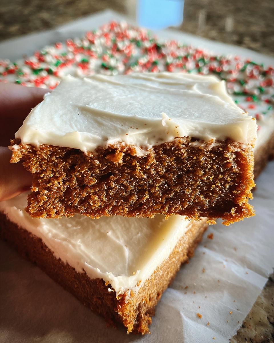 Soft Gingerbread Cookie Bars - detail 1